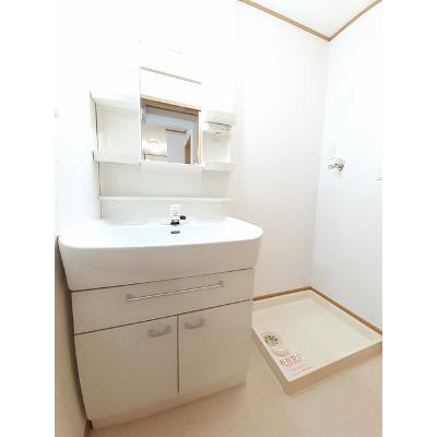 グレースガーデン　Ａ 102【管理NO：1-013683601-01020】 ★家具家電は申し込み後に搬入します★の物件画像