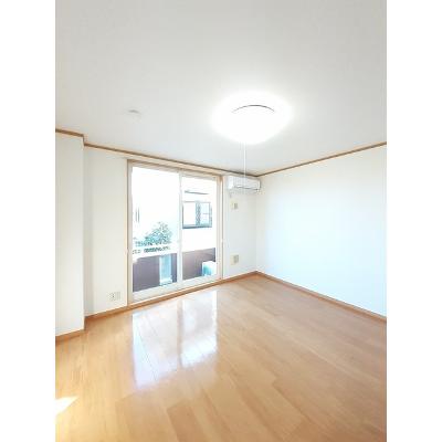 シャン・ド・フルール　Ｂ 101【管理NO：1-012342002-01010】 ★家具家電は申し込み後に搬入します★の物件画像
