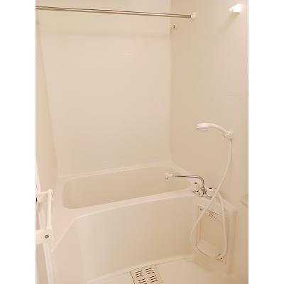 スィートメモリー 102【管理NO：1-011714901-01020】 ★家具家電は申し込み後に搬入します★の物件画像