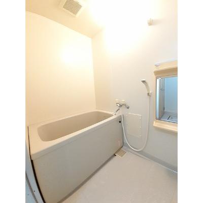 シャンゼリゼ弐番館 103【管理NO：1-009378501-01030】 ★家具家電は申し込み後に搬入します★の物件画像