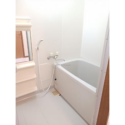 ロイヤル雑賀 205【管理NO：1-007960401-02040】 ★家具家電は申し込み後に搬入します★の物件画像