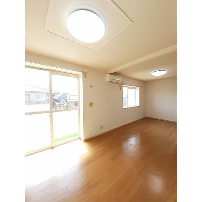 ユーメゾン内浜 201【管理NO：1-005427701-02010】 2026年07月中旬入居可能の物件画像