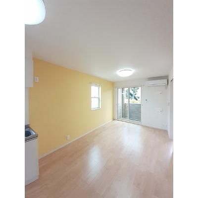 ワイズＫＭ　Ⅱ 102【管理NO：1-021384701-01020】 ★家具家電は申し込み後に搬入しますの物件画像
