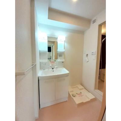 ワイズＫＭ　Ⅱ 102【管理NO：1-021384701-01020】 ★家具家電は申し込み後に搬入しますの物件画像