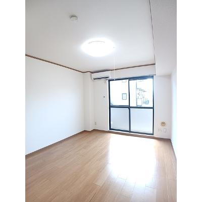 カーサ木太Ⅱ 104【管理NO：1-011321201-01040】 ★家具家電は申し込み後に搬入しますの物件画像