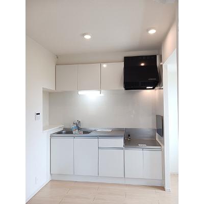 Ｐｏｒｔｅ　Ｒｅｇａｌｏ　Ｖ 201【管理NO：1-023695601-02010】 ★家具家電は申し込み後に搬入しますの物件画像