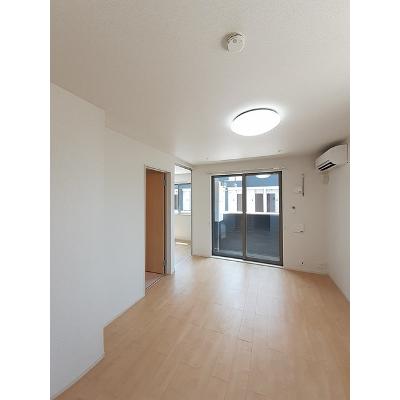 花梨Ⅰ 104【管理NO：1-023442401-01040】 ★家具家電は申し込み後に搬入しますの物件画像
