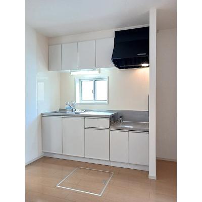 ワイズＫＭ 101【管理NO：1-020412601-01010】 ★家具家電は申し込み後に搬入します★の物件画像