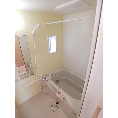 ワイズＫＭ 101【管理NO：1-020412601-01010】 ★家具家電は申し込み後に搬入します★の物件画像