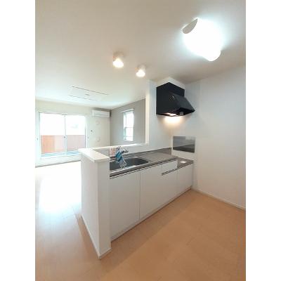 ワイズＫⅡ 203【管理NO：1-019459701-02030】 ★家具家電は申し込み後に搬入しますの物件画像