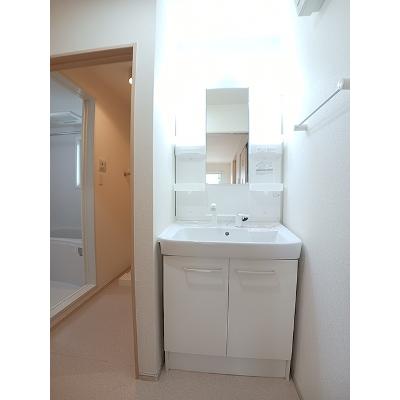 ワイズＫⅡ 203【管理NO：1-019459701-02030】 ★家具家電は申し込み後に搬入しますの物件画像