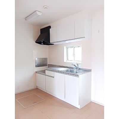 パイン・フィールズ 101【管理NO：1-019287301-01010】 ★家具家電は申し込み後に搬入しますの物件画像