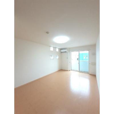 サンライズ元山 201【管理NO：1-018810001-02010】 ★家具家電は申し込み後に搬入しますの物件画像