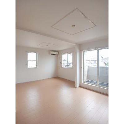 サニーフォレスタＢ 201【管理NO：1-016732702-02010】 ★家具家電は申し込み後に搬入しますの物件画像