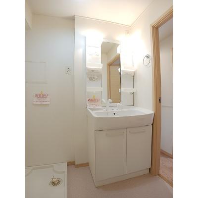 ルース　デラ　プレッソ　Ⅲ 202【管理NO：1-016390603-02020】 ★家具家電は申し込み後に搬入します★の物件画像