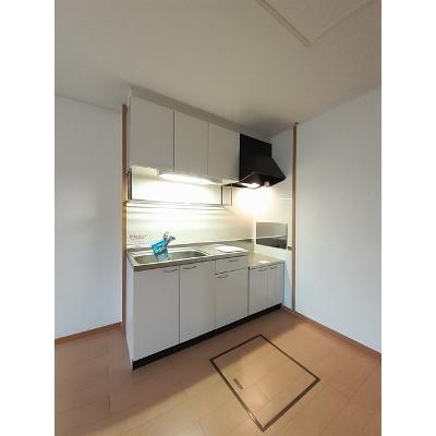サンリット悠 103【管理NO：1-014562801-01030】 ★家具家電は申し込み後に搬入しますの物件画像