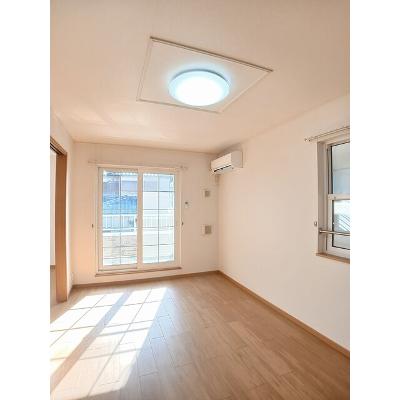 グランデ　カーサＥ 201【管理NO：1-013909705-02010】 ★家具家電は申し込み後に搬入しますの物件画像
