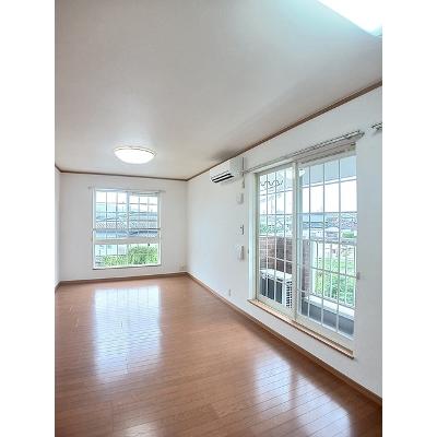 れいけん元山 201【管理NO：1-013298401-02010】 ★家具家電は申し込み後に搬入しますの物件画像