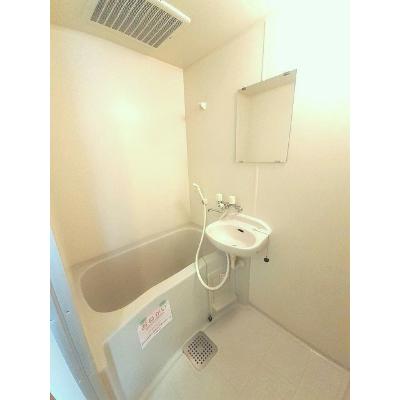 ベウラハイツ 201【管理NO：1-009508201-02010】 ★家具家電は申し込み後に搬入します★の物件画像