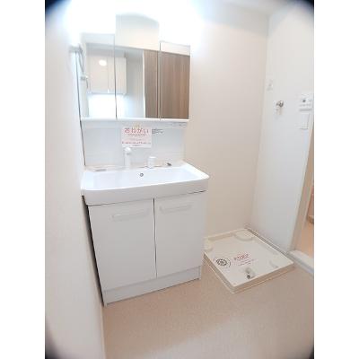 ヴィオレット 304【管理NO：1-027052501-03040】 ★家具家電は申し込み後に搬入します★の物件画像