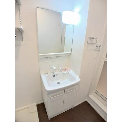 リュシータ　Ｂ 102【管理NO：1-027020502-01020】 ★家具家電は申し込み後に搬入します★の物件画像
