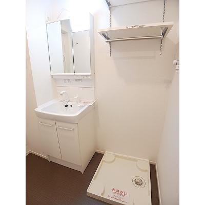 リュシータ　Ｂ 101【管理NO：1-027020502-01010】 ★家具家電は申し込み後に搬入します★の物件画像