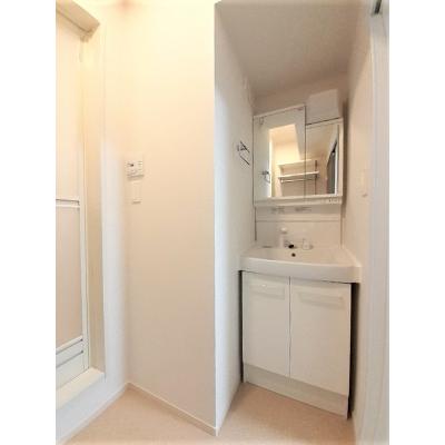 ザ・ビレッジグリーン宇多津Ⅲ 103【管理NO：1-026653903-01030】 ★家具家電は申し込み後に搬入しますの物件画像