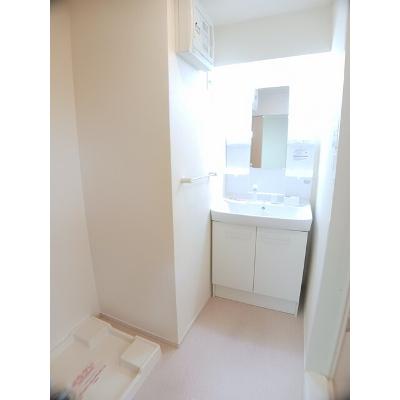 ディア　コート　中津 203【管理NO：1-021548301-02030】 ★家具家電は申し込み後に搬入しますの物件画像