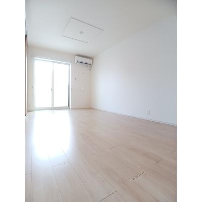 グラン　テレーノ　Ｃ 202【管理NO：1-020051801-02020】 ★家具家電は申し込み後に搬入します★の物件画像