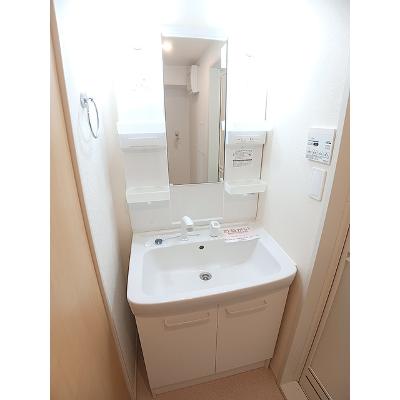 グラン　テレーノ　Ｃ 202【管理NO：1-020051801-02020】 ★家具家電は申し込み後に搬入します★の物件画像