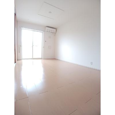 キャッスル　ガーデン 202【管理NO：1-018479101-02020】 ★家具家電は申し込み後に搬入しますの物件画像