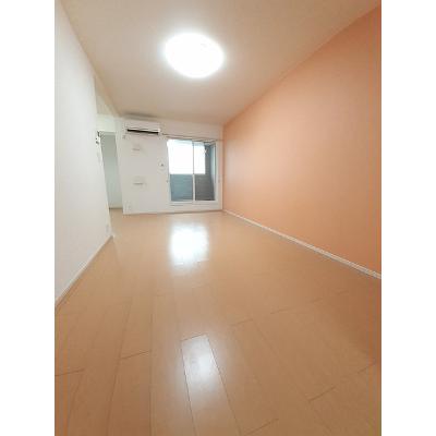 カーサ・フィオーレＥ 202【管理NO：1-018468602-02020】 2026年07月下旬入居可能の物件画像