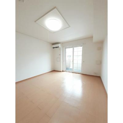 カーサ　フェリーチェ　Ⅱ 103【管理NO：1-014893301-01030】 ★家具家電は申し込み後に搬入します 2026年08月中旬入居可能の物件画像