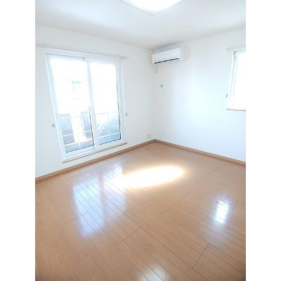 ヴィラ・サニーヒルＢ 203【管理NO：1-013905202-02030】 ★家具家電は申し込み後に搬入します★の物件画像