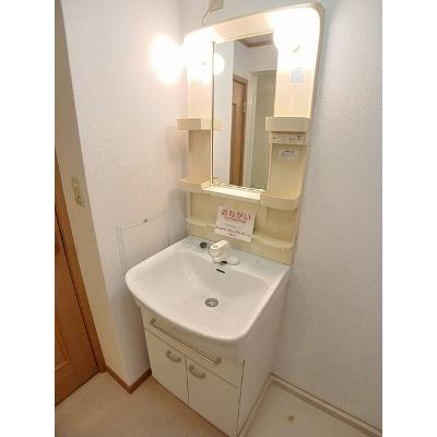 プラシード　Ｂ 201【管理NO：1-012856802-02010】 ★家具家電は申し込み後に搬入しますの物件画像