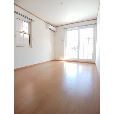 アヴニールＢ 103【管理NO：1-012472402-01030】 ★家具家電は申し込み後に搬入しますの物件画像