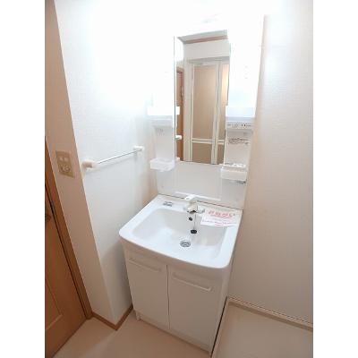 アヴニールＢ 103【管理NO：1-012472402-01030】 ★家具家電は申し込み後に搬入しますの物件画像