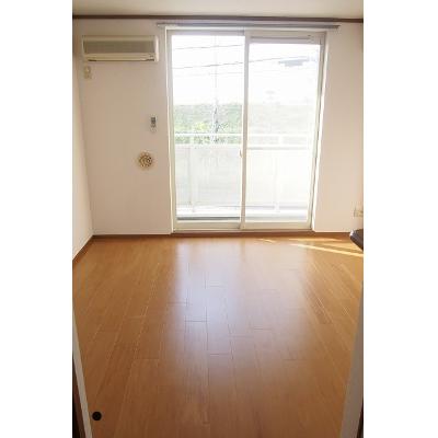 カサ・デル・ブリッサ 204【管理NO：1-011650901-02040】 ★家具家電は申し込み後に搬入しますの物件画像