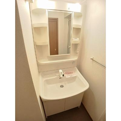 イリス　セゾン　Ｂ 202【管理NO：1-011510102-02020】 ★家具家電は申し込み後に搬入しますの物件画像