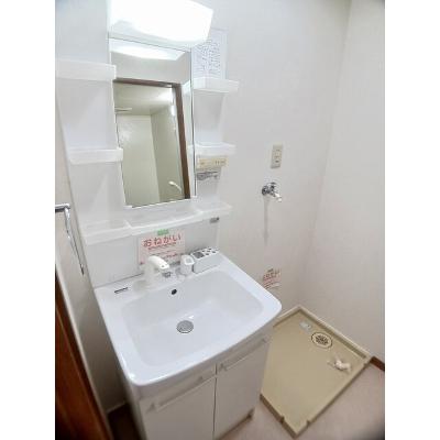 メゾン掛樋 103【管理NO：1-007718001-01030】 ★家具家電は申し込み後に搬入します★の物件画像