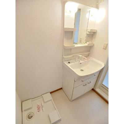クローブ　スクエア　Ｂ 204【管理NO：1-014957902-02040】 ★家具家電は申し込み後に搬入しますの物件画像
