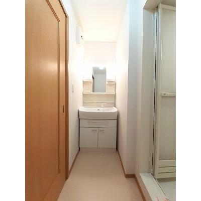 モーダ・パラッツォＡ 102【管理NO：1-013660601-01020】 ★家具家電は申し込み後に搬入しますの物件画像