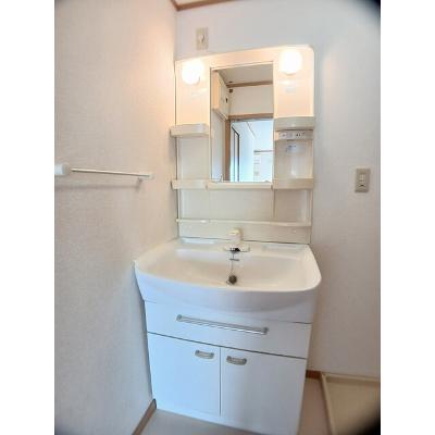 カサデルソレアード 203【管理NO：1-012671601-02030】 ★家具家電は申し込み後に搬入します★の物件画像