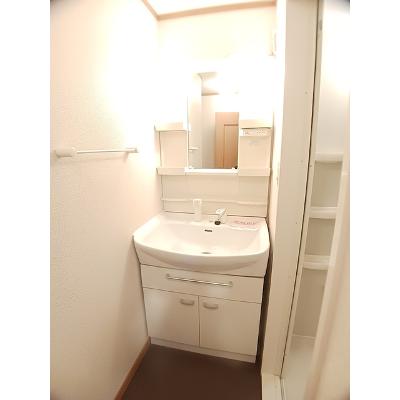 ポム・ド・テールＣ 102【管理NO：1-012583901-01020】 ★家具家電は申し込み後に搬入します★の物件画像