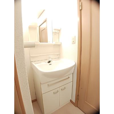 セナ　アイランド　Ｂ 104【管理NO：1-012284202-01040】 ★家具家電は申し込み後に搬入しますの物件画像