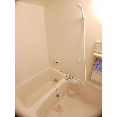 エスコート　Ａ 103【管理NO：1-012149401-01030】 ★家具家電は申し込み後に搬入しますの物件画像