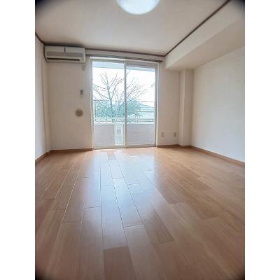 シャン・ミリュー　ⅠＡ 102【管理NO：1-011689101-01020】 ★家具家電は申し込み後に搬入しますの物件画像