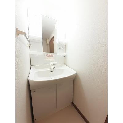 シンサリティ．ＭⅡ　Ａ 201【管理NO：1-011043401-02010】 ★家具家電は申し込み後に搬入しますの物件画像