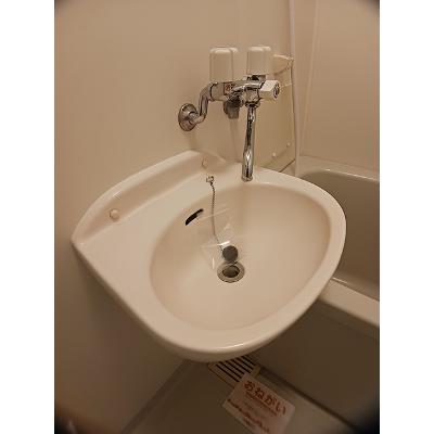 ラムール雅 302【管理NO：1-009561001-03020】 ★家具家電は申し込み後に搬入しますの物件画像