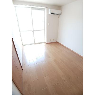 エルディム　フジ　Ｃ 102【管理NO：1-005787103-01020】 ★家具家電は申し込み後に搬入します★の物件画像